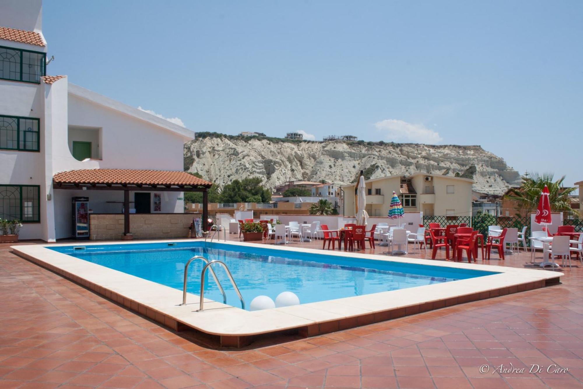 Hotel Puntamajata Realmonte Kültér fotó